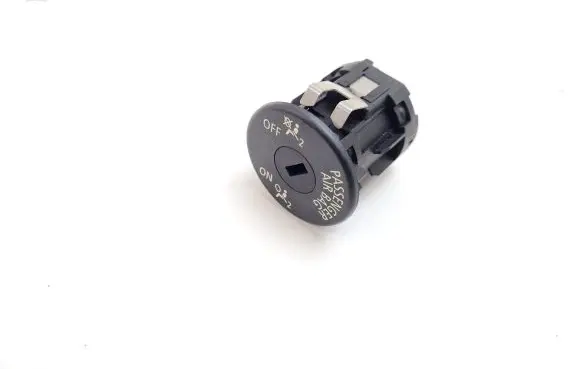 Passenger airbag on/off switch