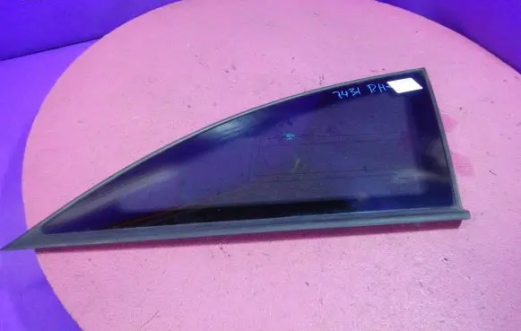 Renault Laguna II Rear side window
