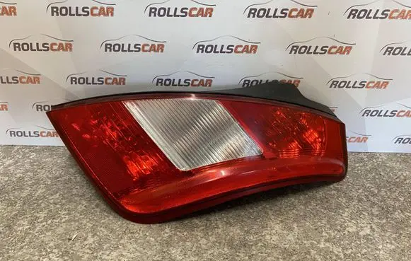 Nissan Murano Z50 Rear/tail lights 22063698