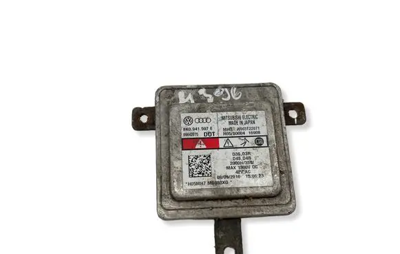 Audi A4 S4 B8 8K Headlight ballast module Xenon 8K0941597E 09042075 W003T22071