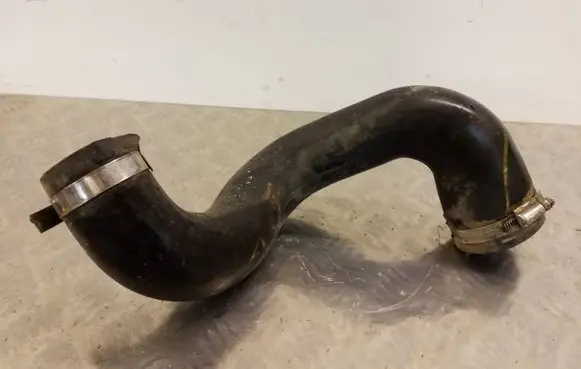 Land Rover Discovery 3 - LR3 Intercooler hose/pipe PNH500223 D05WA
