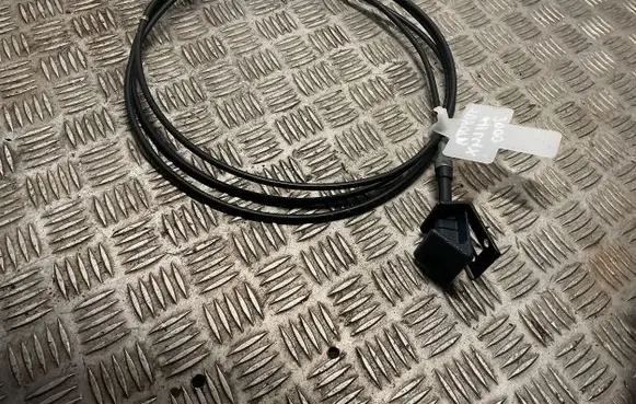 Toyota Hilux (N80, N90, N100, N110) Fuel cap flap release cable 