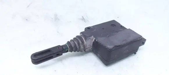 Fuel tank cap lock motor