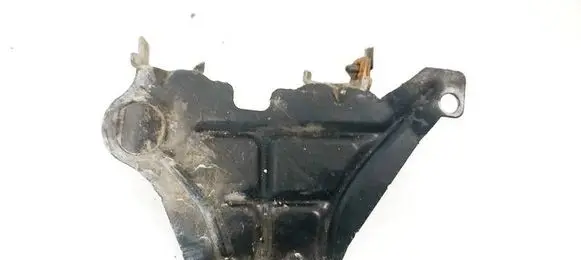 Volvo S60 Engine mounting bracket 