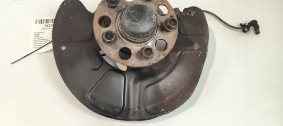 Mercedes-Benz E W212 Front wheel hub spindle knuckle