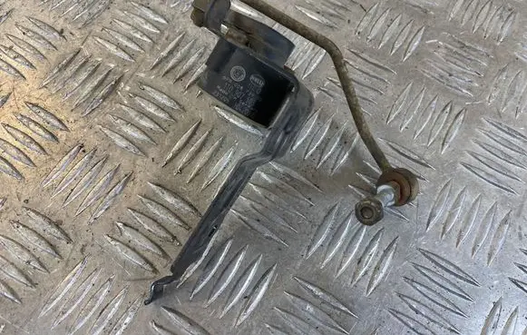 Audi A6 S6 C6 4F Headlight/headlamp level sensor 1T0907503