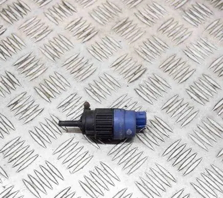 Nissan NP300 Windscreen/windshield washer pump 28920EB320