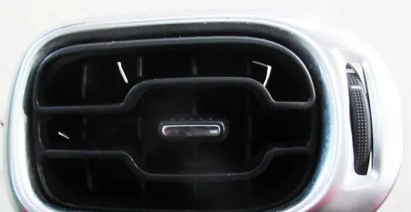 Citroen C3 Dash center air vent grill 9683043377