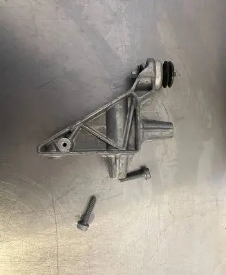 Porsche Taycan 9J1 Engine mounting bracket 9J1820881A