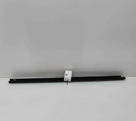 BMW 8 G14 Door glass trim 7456036