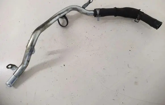 Subaru Outback (BS) Engine coolant pipe/hose