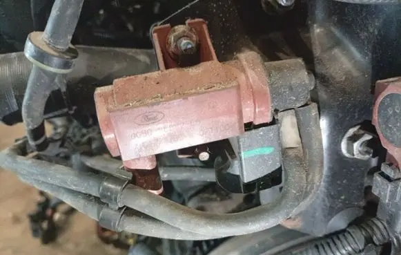 Ford Mondeo MK IV Turbo solenoid valve 6G9Q9E882CA