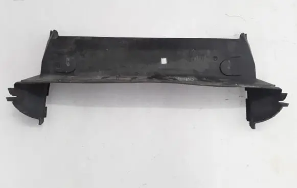 Volvo V70 Intercooler air channel guide 30698664