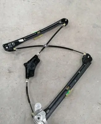 Volkswagen Golf VII Front door window regulator with motor 5G4837461H C03532105 1009201922293