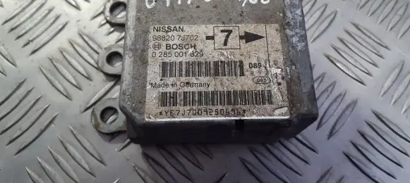 Nissan Primera Airbag control unit/module 988207j702 0285001329