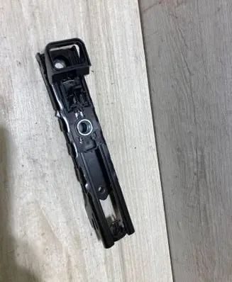 Audi Q3 F3 Seat belt height adjuster 4M0857819