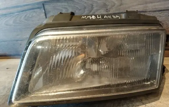 Audi A4 S4 B5 8D Headlight/headlamp 8D0941029B 1307022194