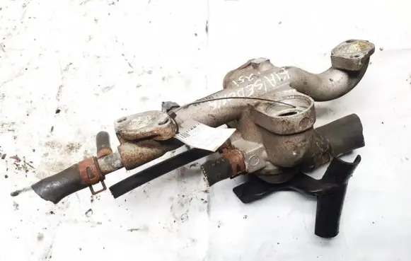 KIA Sedona Engine coolant pipe/hose