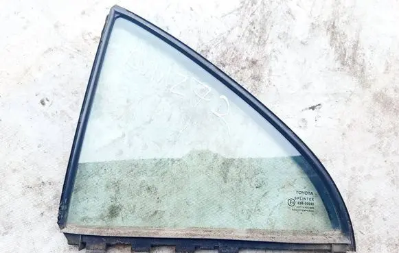 Toyota Avensis T250 Rear vent window glass AS2