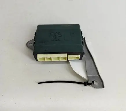 Lexus GS 250 350 300H 450H Door control unit/module 8922330120 1233007321