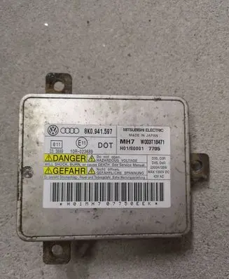 Audi A4 S4 B8 8K Headlight ballast module Xenon 8K0941597 10R023689
