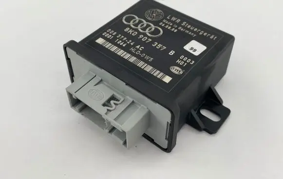Audi A4 S4 B8 8K Light module LCM 8K0907357B 00011064 00837924AC