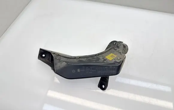 BMW iX Intercooler air guide/duct channel 7954577 21259510 1111213