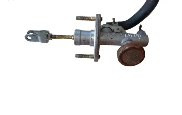Nissan Almera Tino Clutch slave cylinder 