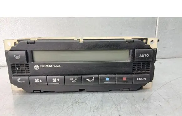 Volkswagen Bora Air conditioning/heating control unit VW3B1907044B