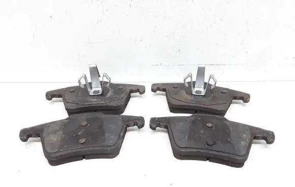 Volvo XC90 Brake pads (rear) 