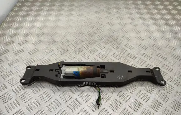 BMW X6 E71 Seat adjustment motor 0130002613
