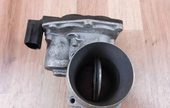 Hyundai Santa Fe Electric throttle body valve 351002F900