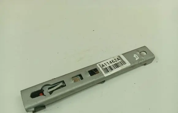 Peugeot 807 Seat belt adjustment rail