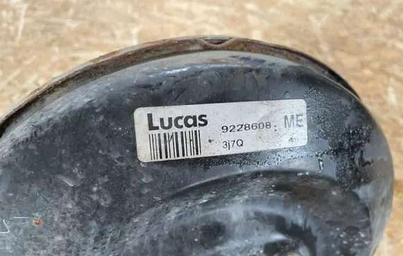 Opel Zafira A Brake booster 9228608