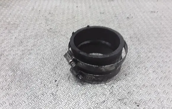 Intercooler hose/pipe