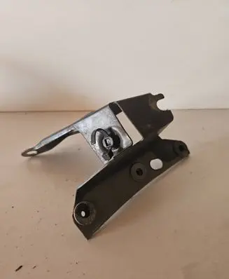 Audi A7 S7 4G Fender mounting bracket 01S5010 4G8821135D