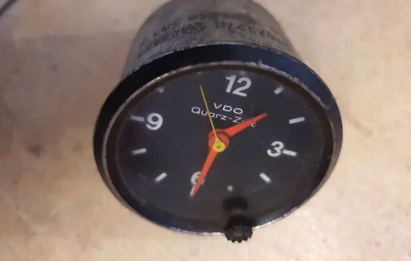 Volkswagen Golf I Clock 321919203D 218378