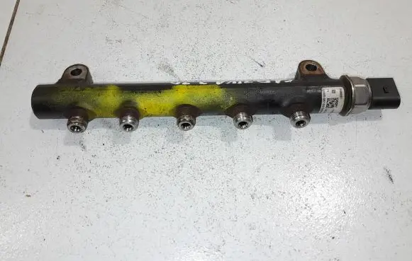 Chevrolet Captiva Fuel main line pipe 96868901 R9144Z300A 9307Z528A
