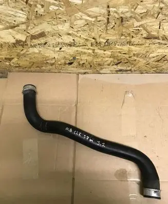 Mercedes-Benz CLK A209 C209 Engine coolant pipe/hose A2115015382