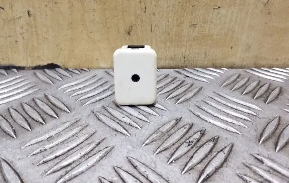 Opel Antara AUX in-socket connector 20897015