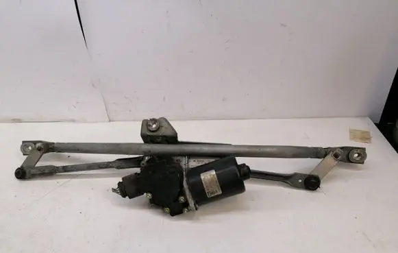 Audi A4 S4 B5 8D Front wiper linkage and motor 8D1955113C 8D1955603A
