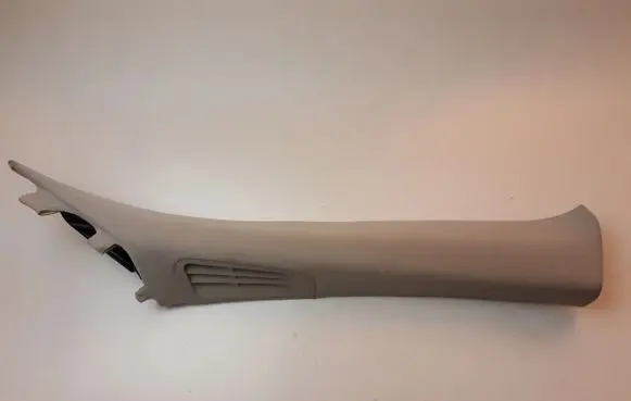 Other sill/pillar trim element