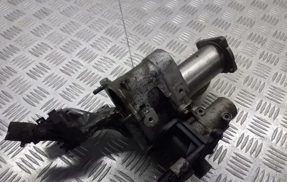 Renault Scenic II - Grand scenic II EGR valve cooler 8200545260