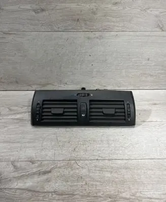 BMW X3 E83 Dash center air vent grill 3400074