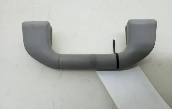 Mercedes-Benz C W204 Front interior roof grab handle A2048100051