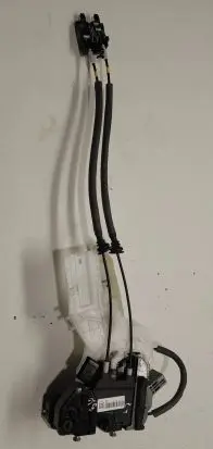 KIA Sorento Rear door lock 81420C5010