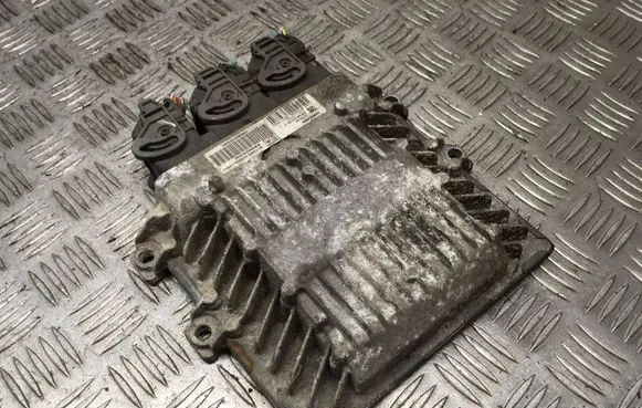 Fiat Ulysse Engine control unit/module 5WS40377F 867155632 SW9663384280