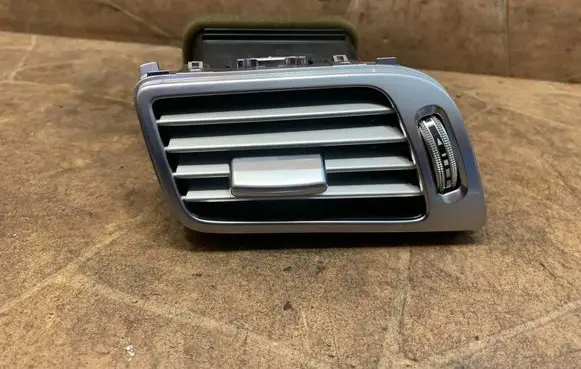 Mercedes-Benz CLS C218 X218 Dashboard air vent grill cover trim A2188300954