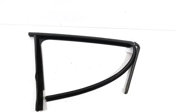 BMW 2 F46 Other front door trim element 8498428
