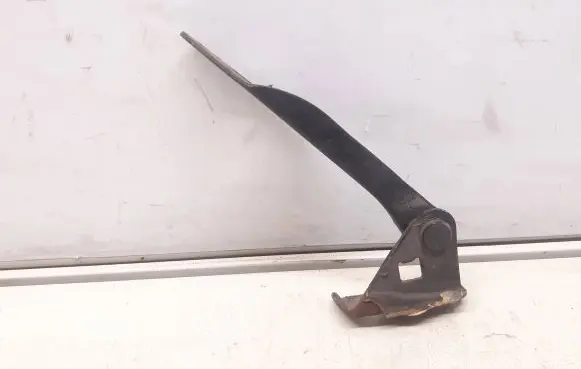 Honda CR-V Engine bonnet/hood hinges